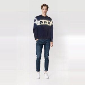 Vintage 90s BUM Equipment Navy Blue Snowflake Long Sleeve Crewneck Sweater